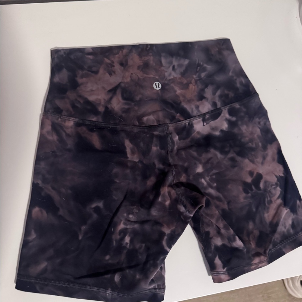 lululemon athletica Women's Tie-Dye Athletic Shorts - Black and Brown